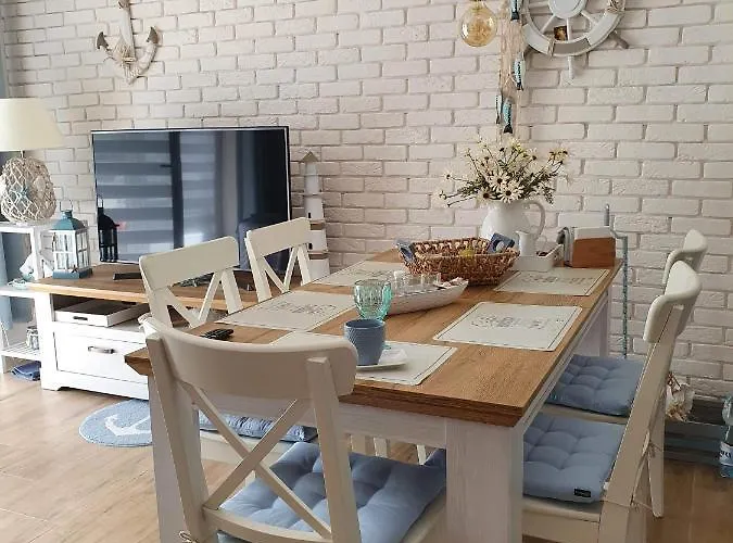 Bursztyn * Pobierowo